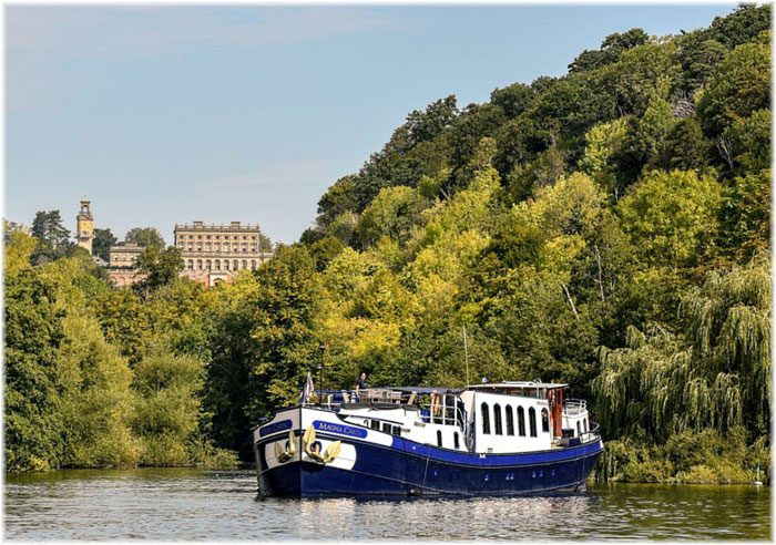 Hotel Barge Magna Carta - European Waterways